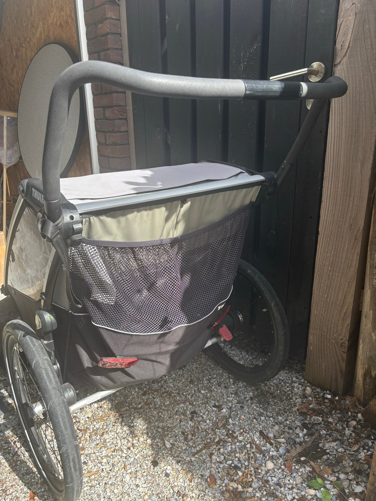 Thule Chariot Lite 2 fietskar – Agave groen, Fietsen en Brommers, Gebruikt, Vering, Ophalen of Verzenden, Kinderkar