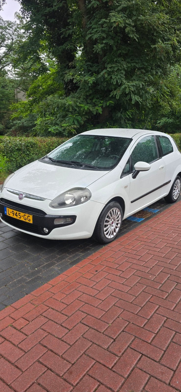 Fiat Punto 1.2 51KW/69PK 3DR Grande 2011 Wit, Auto's, Voorwielaandrijving, 4 cilinders, Wit, Handgeschakeld