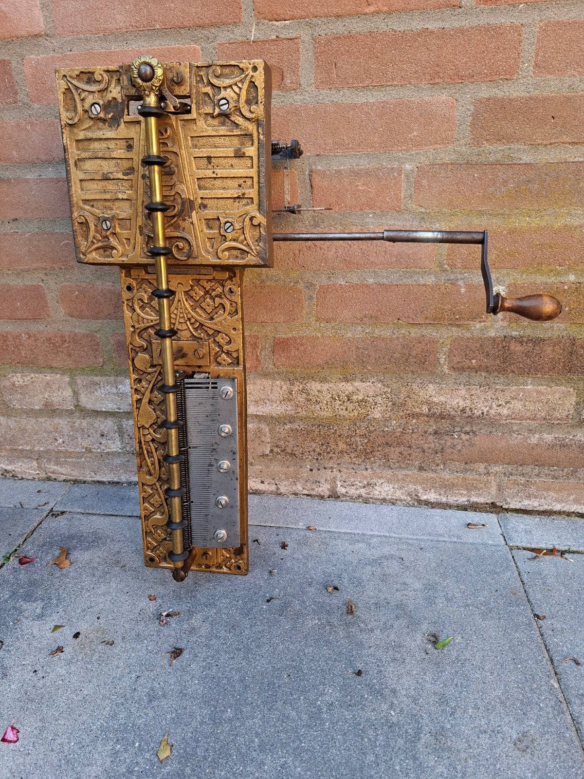 Antieke Muziekdoos met Slinger - Uniek Decoratief Stuk, Ophalen of Verzenden, Gebruikt