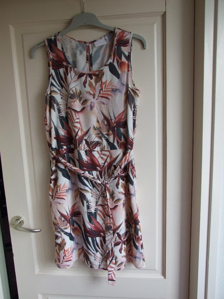 Nieuw zomerjurkje Kaffe bladerprint M 38/40, Maat 38/40 (M), Overige kleuren, Kaffe, Nieuw