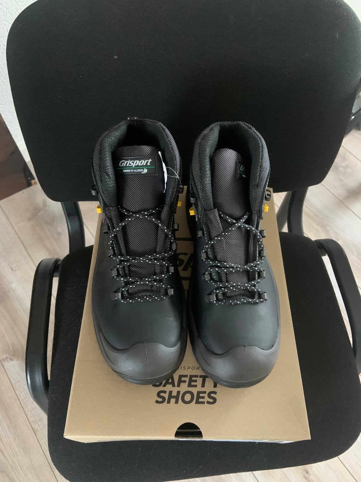 Te koop werk schoenen grisport, Ophalen, Zo goed als nieuw, Overige merken, Isofix