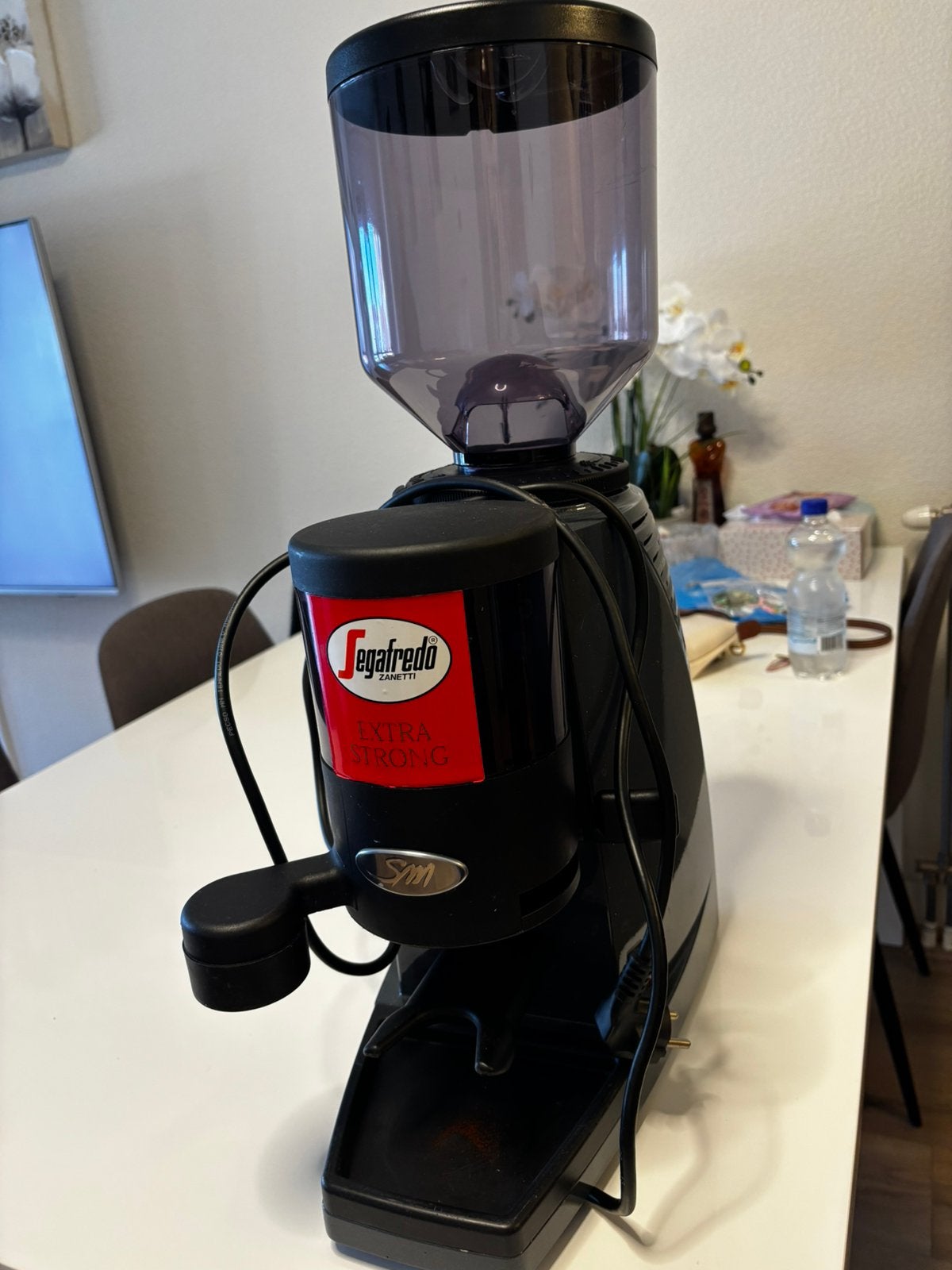 La San Marco proffesionele koffiemolen, Witgoed en Apparatuur, Ophalen