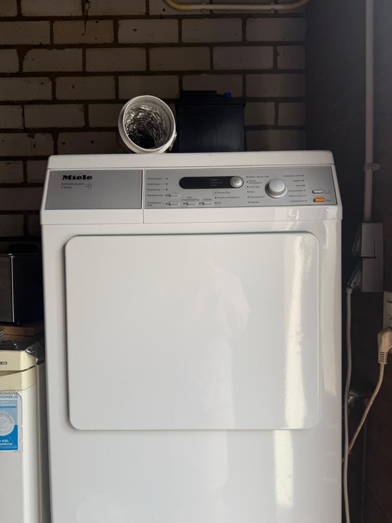 Miele Luchtafvoerdroger - Goedwerkend, Ophalen, Gebruikt, Voorlader, Luchtafvoer