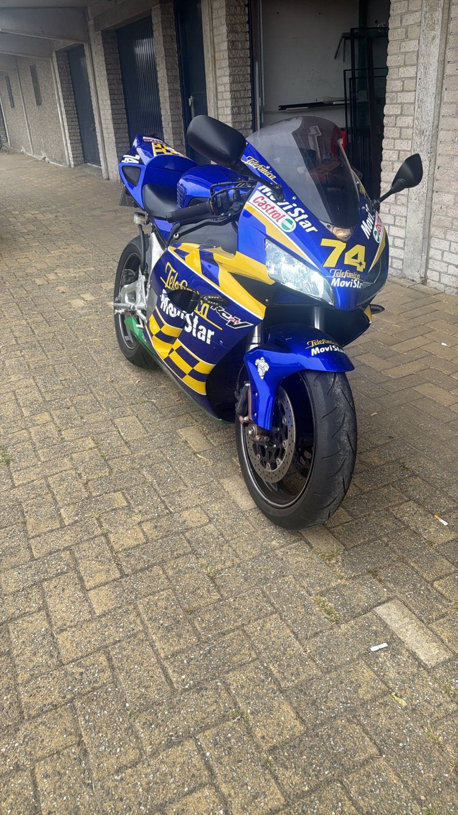Honda CBR fireblade 1000RR Movistar - Sportieve motorfiets, Motoren, Sportuitlaat, Motorrijbewijs A, Gebruikt, Super Sport