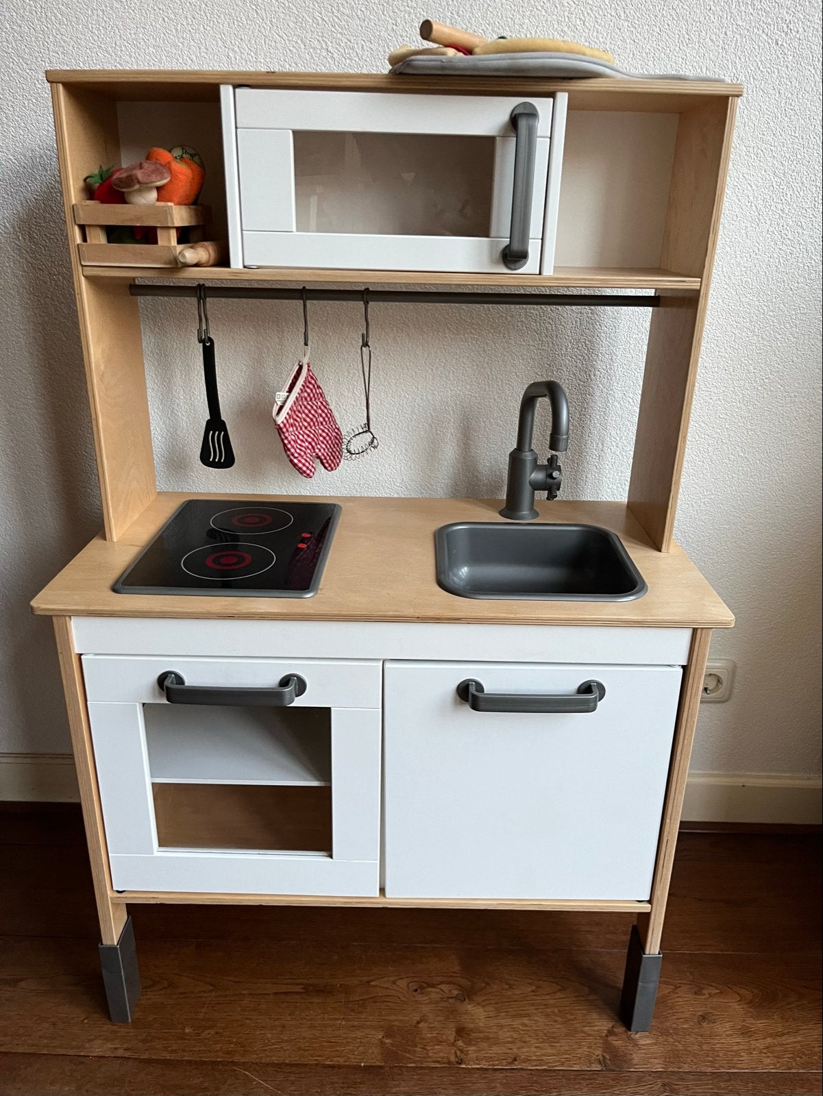 IKEA Duktig Speelkeuken - met accessoires, Kinderen en Baby's, Speelgoed | Speelkeukens, Ophalen, Zo goed als nieuw, Hout, Speelkeuken