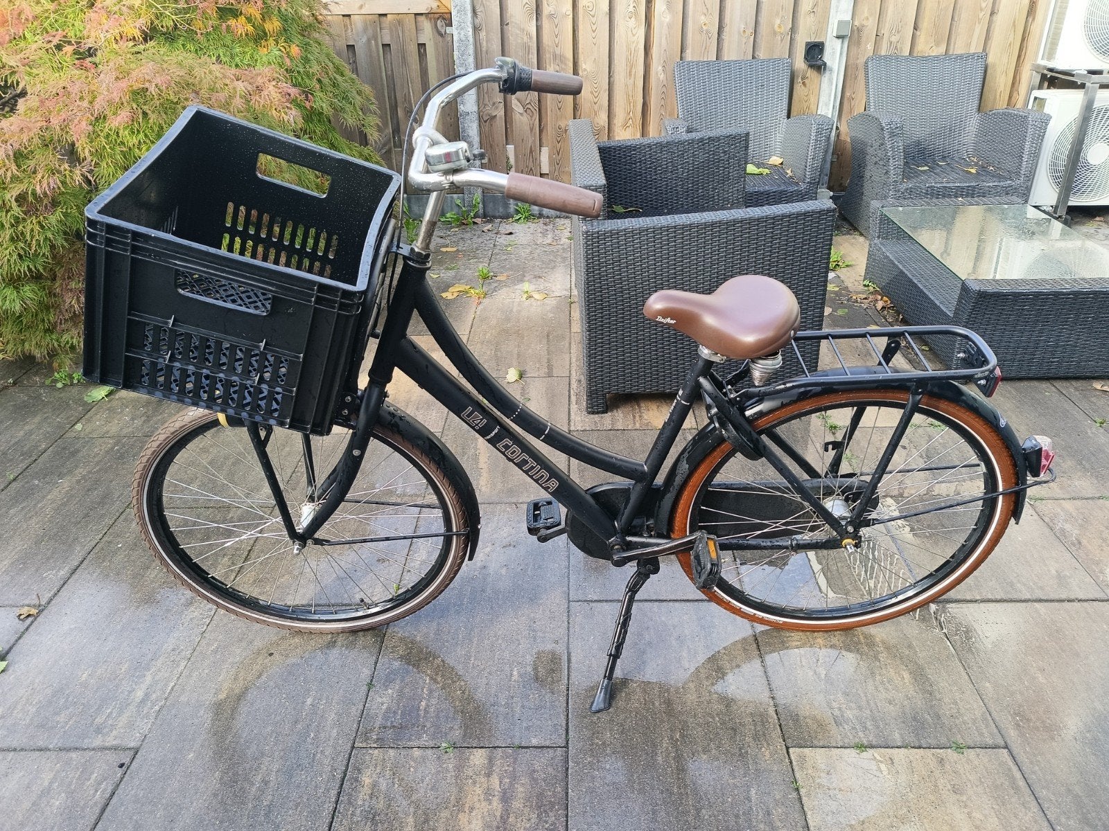 Cortina U4 Transportfiets - Zwart met krat, Ophalen, Terugtraprem, Versnellingen, 53 tot 56 cm