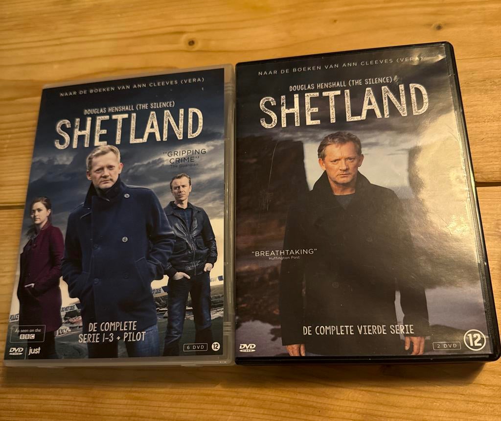 Shetland DVD Boxset - Seizoen 1-3 + Pilot & Seizoen 4, NLO, Boxset, Ophalen of Verzenden, Zo goed als nieuw, Vanaf 12 jaar