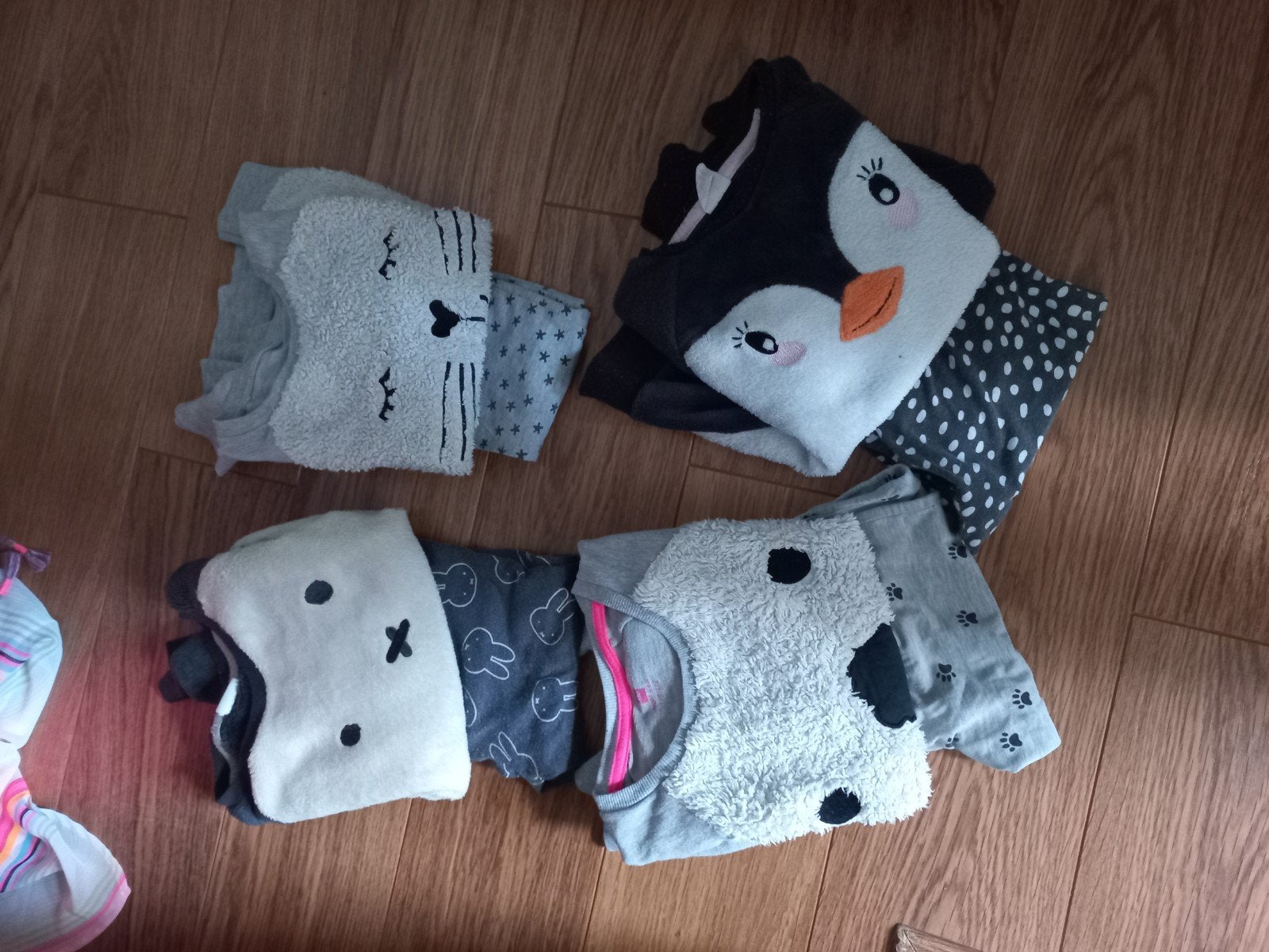 4 Warme Teddy Pyjama's Hema Nijntje Pinguïn Beer Kat, Nacht- of Onderkleding, Jongen of Meisje, Ophalen of Verzenden, Zo goed als nieuw