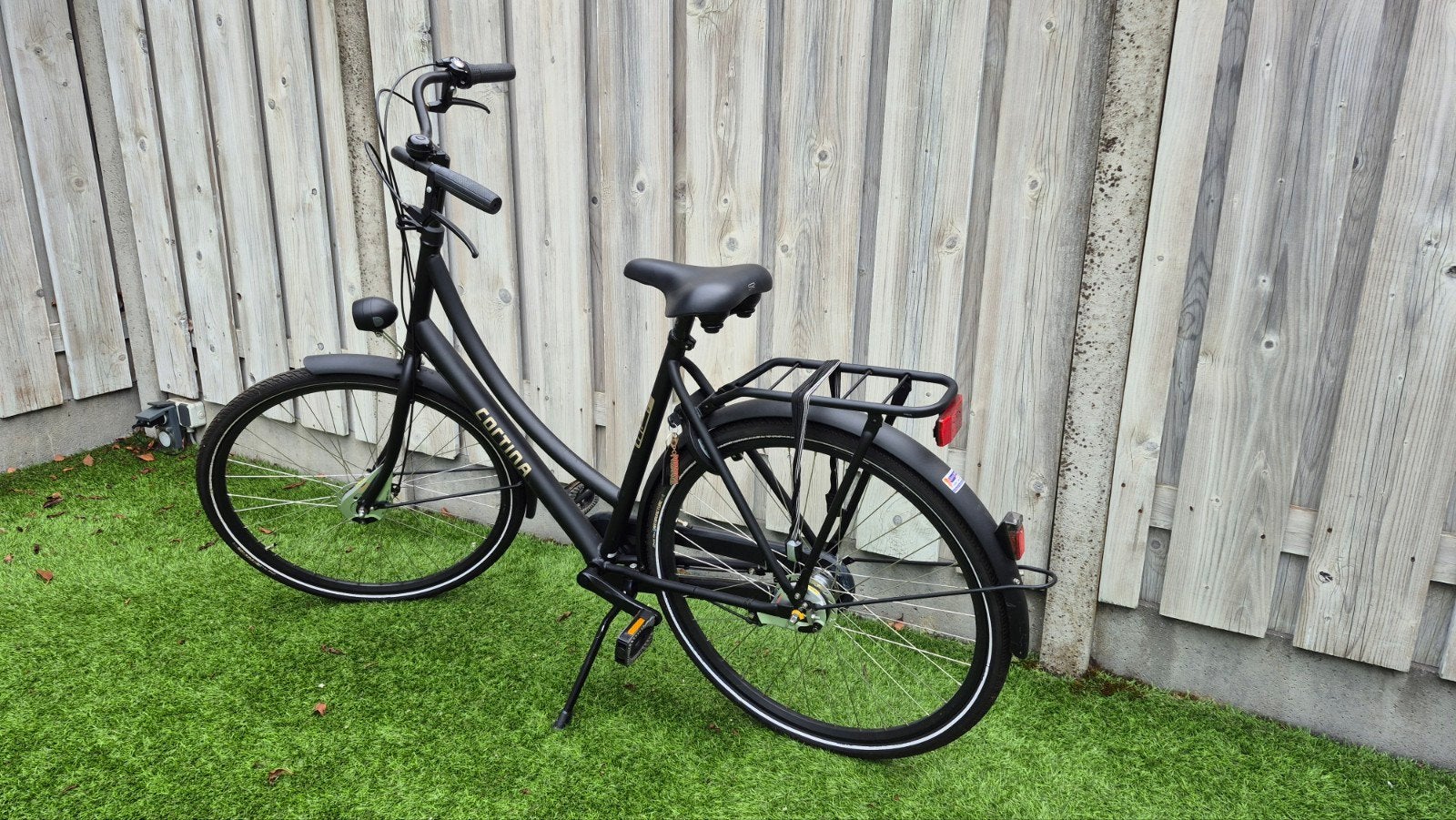 Cortina U1 Damesfiets - Zo goed als nieuw, Fietsen en Brommers, Overige merken, Terugtraprem, Versnellingen, Ophalen of Verzenden