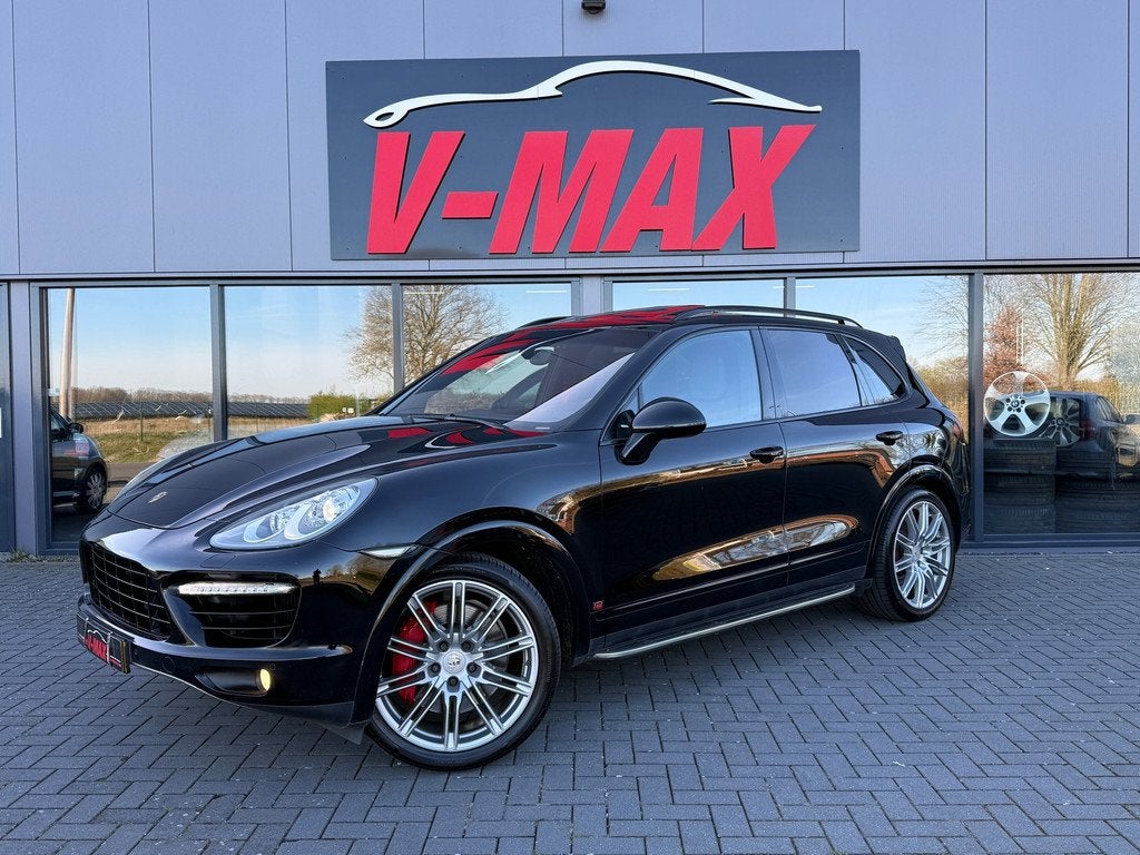 Porsche Cayenne 4.8 Turbo V8 Sport Chrono Dak Stoelkoeling B, Auto's, Porsche, Automaat, Gebruikt, 501 pk, 138 €/maand