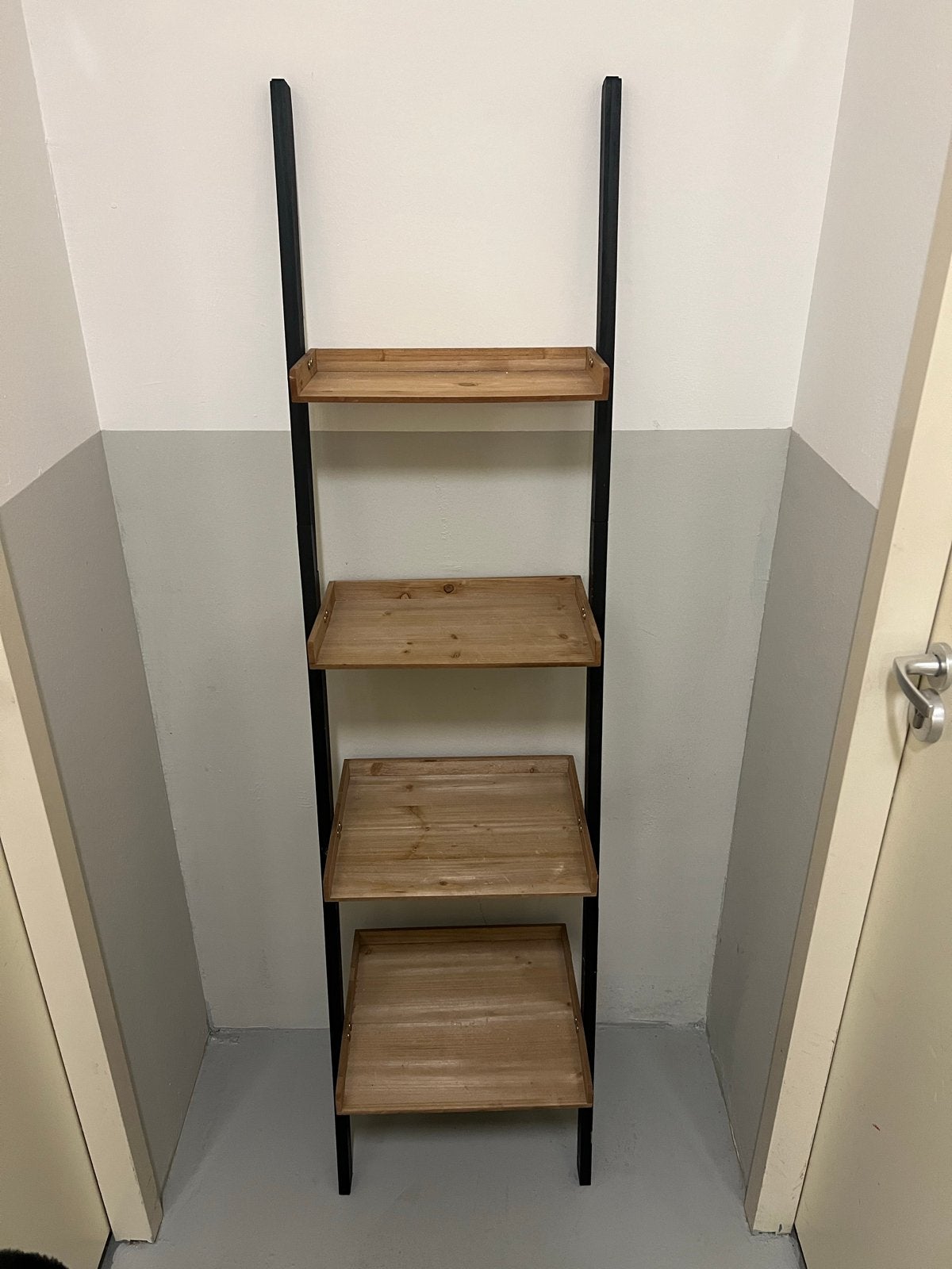 Moderne ladderrek met 4 houten planken, Ophalen, Zo goed als nieuw
