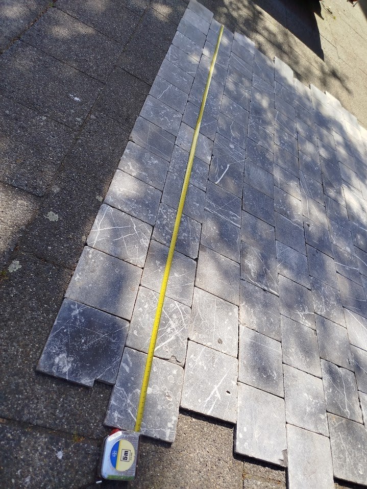 Antieke uitstraling Vietnamese Hardstenen Tegels 15 x 15, Ophalen, Gebruikt, Natuursteen, Terrastegels