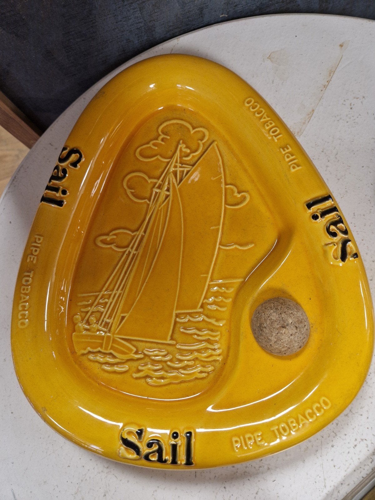 Vintage Gele Keramische Pijp Tabak Asbak 'Sail', Gebruikt, Onbekend, Ophalen of Verzenden, Onbekend