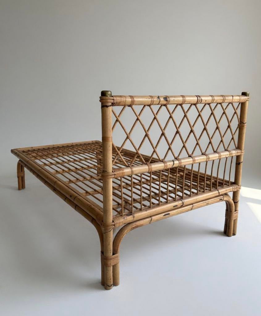 Vintage 1970s Chaise Lounge Daybed Frame - Bamboo, Rattan, Verzenden, Zo goed als nieuw