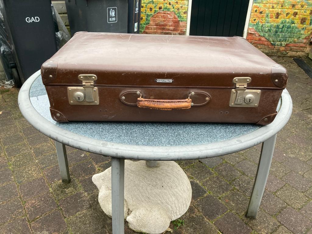 curiosa koffer, Ophalen