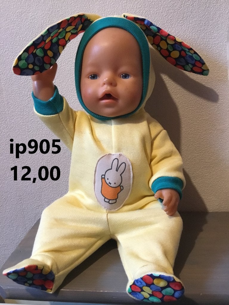 Poppenkleertjes baby born. Set. Opbrengst KiKa., Ophalen, Nieuw, Babypop