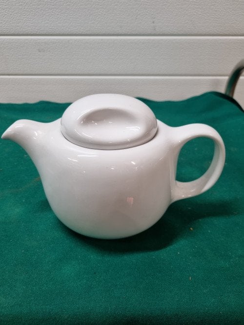 Theepot wit porselein, Ophalen of Verzenden, 'T Olde Gre-j, Info@toldegrej.nl, Endepoelstraat 20f Didam