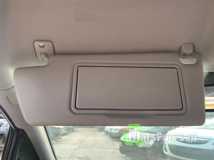 Zonneklep van een Opel Zafira, Gebruikt, -, -, Opel