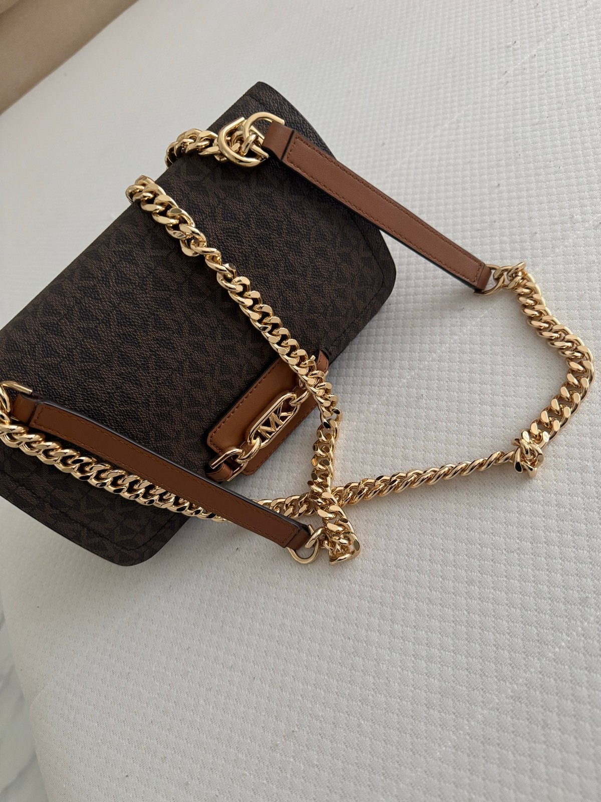 Nieuwe Michael Kors schoudertas met gouden ketting, Ophalen, Nieuw, Bruin, Schoudertasje