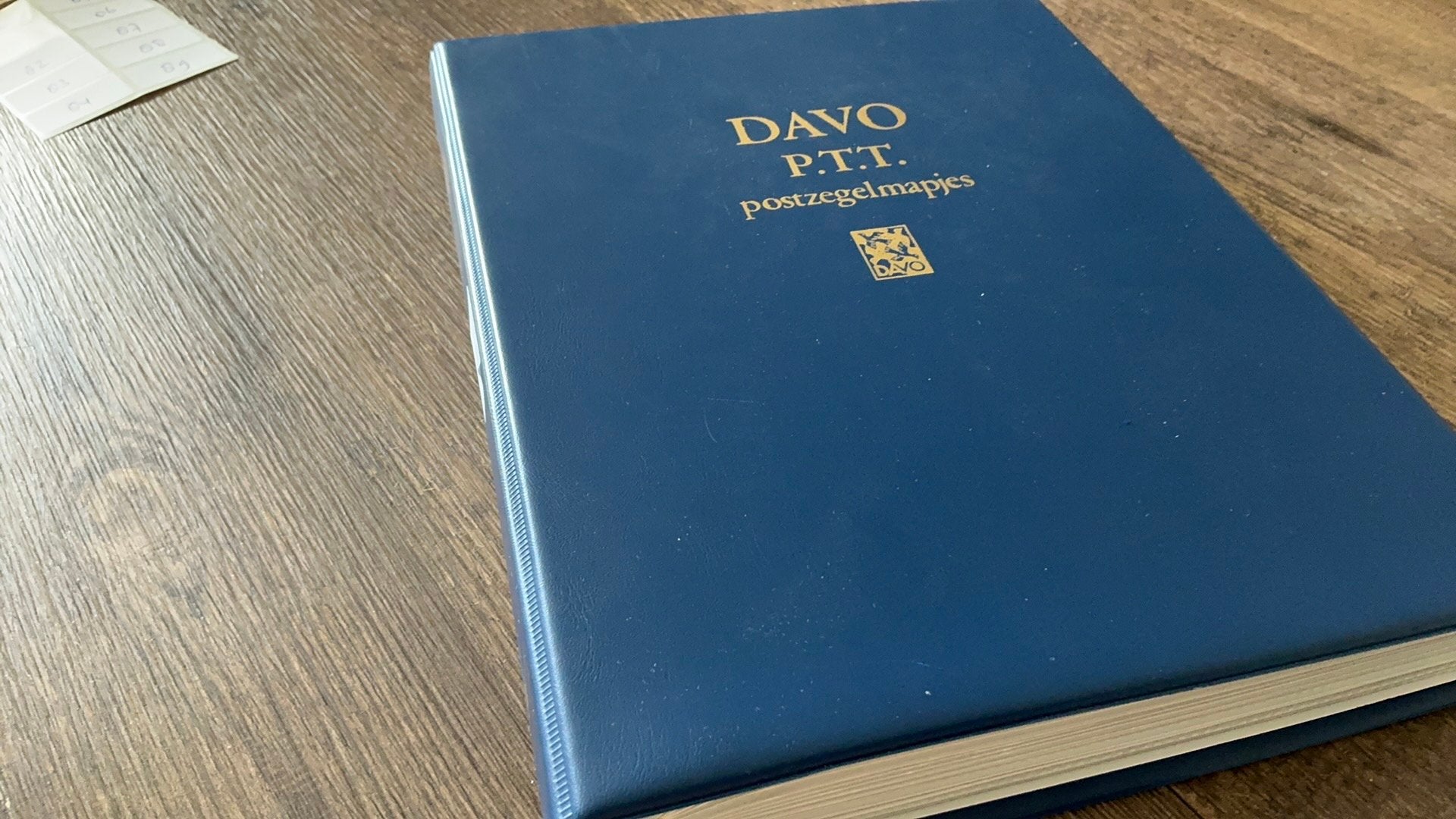 Verzameling Postzegelmapje Nederland in Davo album (81), Ophalen of Verzenden, Nederland