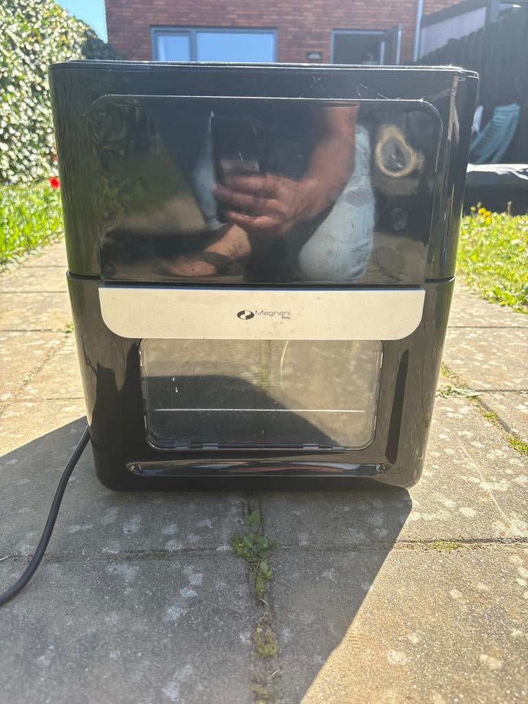 Magnani Italy Airfryer - Zwart, Witgoed en Apparatuur, Airfryers, Ophalen, Gebruikt, Airfryer, 1000 t/m 1499 gram