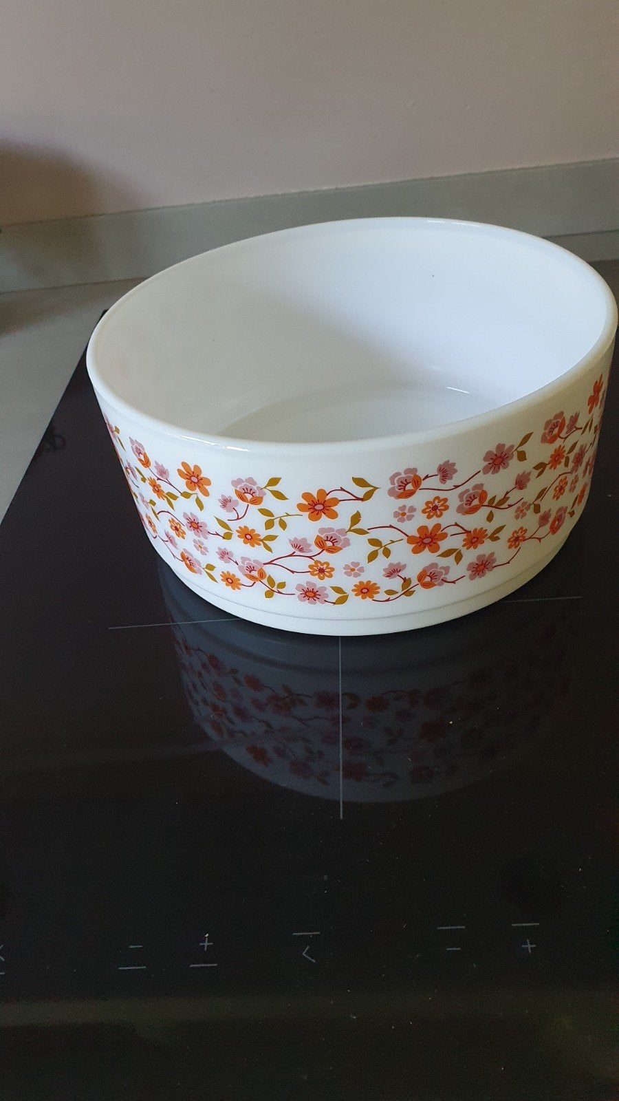 Vintage Pyrex schaal met bloemmotief, Ophalen of Verzenden