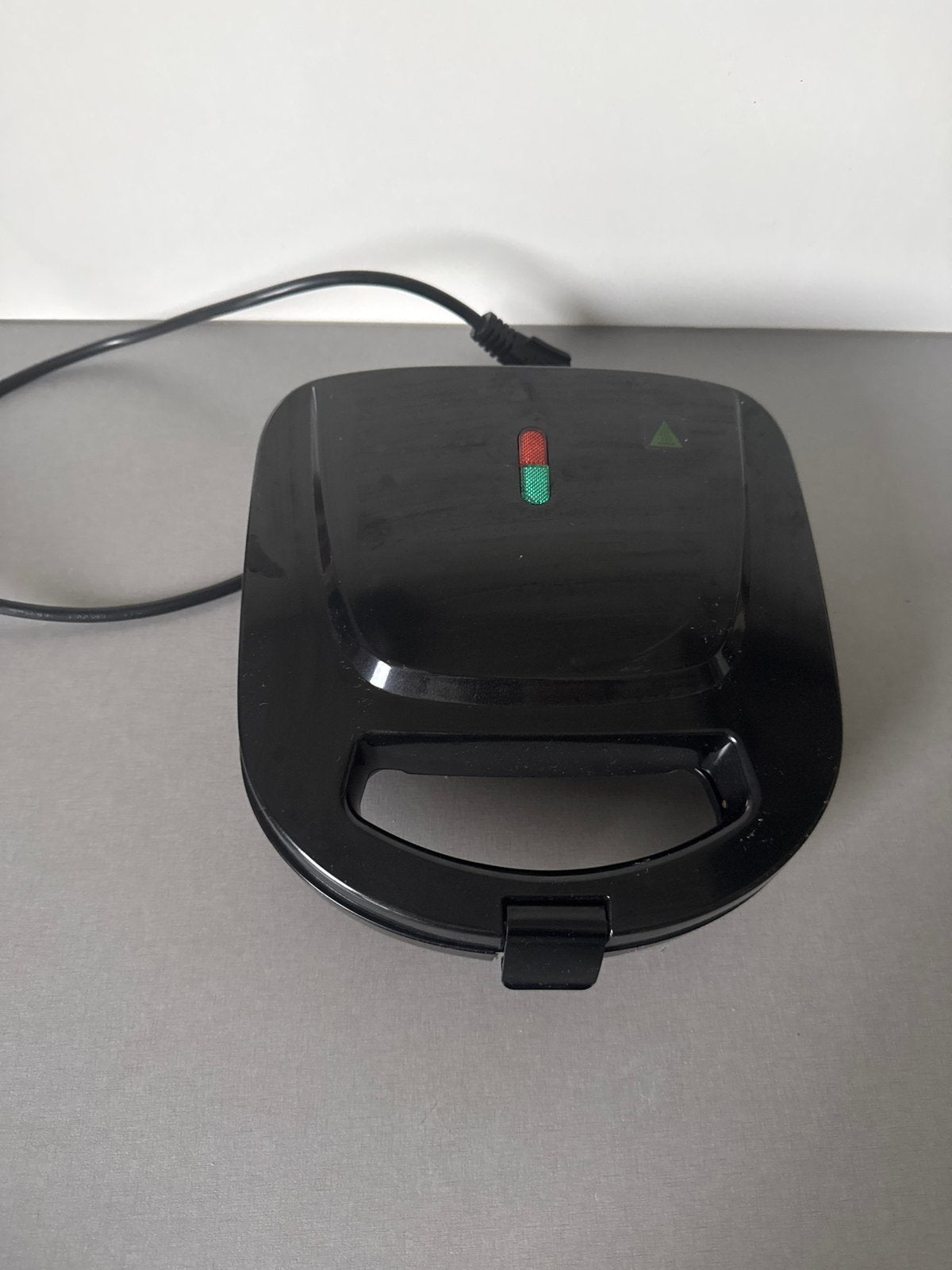 Home Essentials Tosti-ijzer - Zo goed als nieuw, Ophalen, Zo goed als nieuw