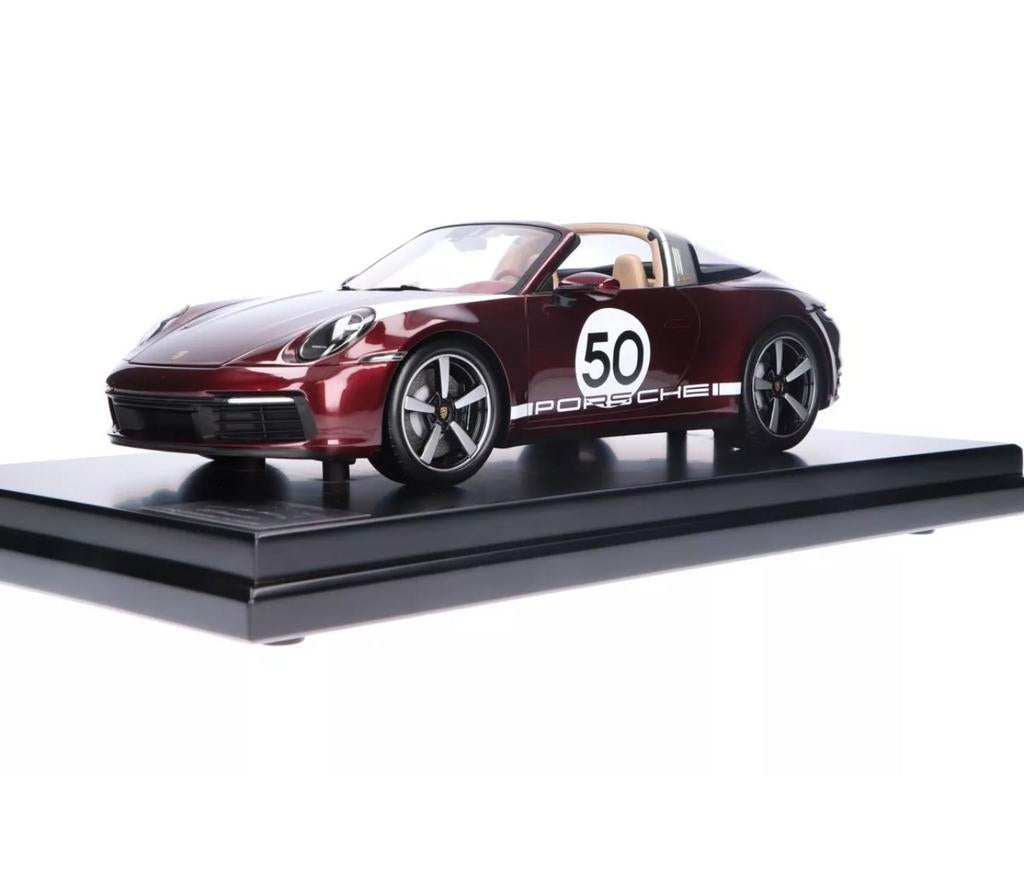 Porsche 911 Targa Heritage 4S (992) Cherry Red 1:12 Spark, Hobby en Vrije tijd, Modelauto's | 1:5 tot 1:12, Ophalen of Verzenden