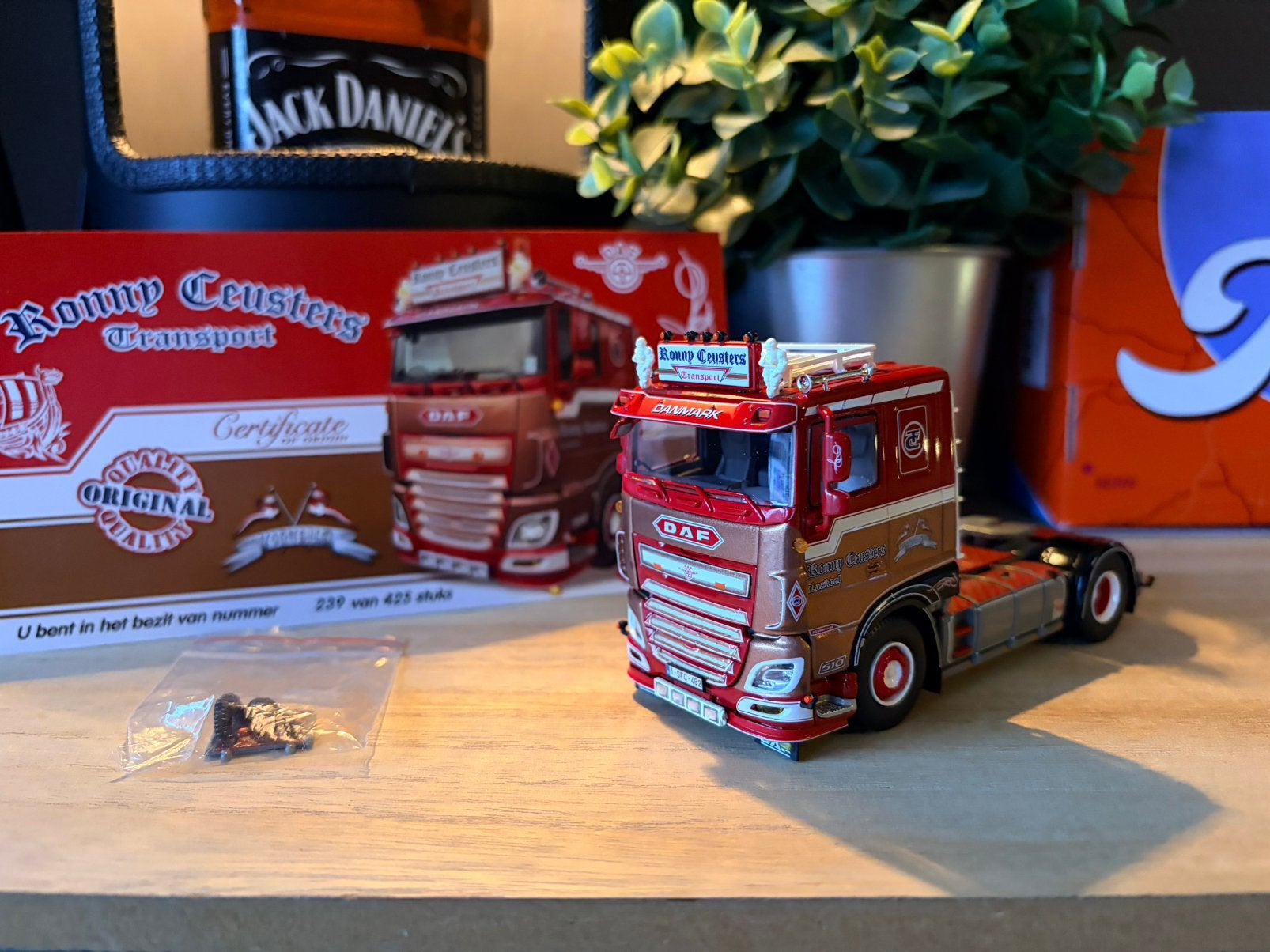Tekno DAF losse trekker Ceusters, Hobby en Vrije tijd, Modelauto's | 1:50, Ophalen of Verzenden, Nieuw, Bus of Vrachtwagen, Tekno