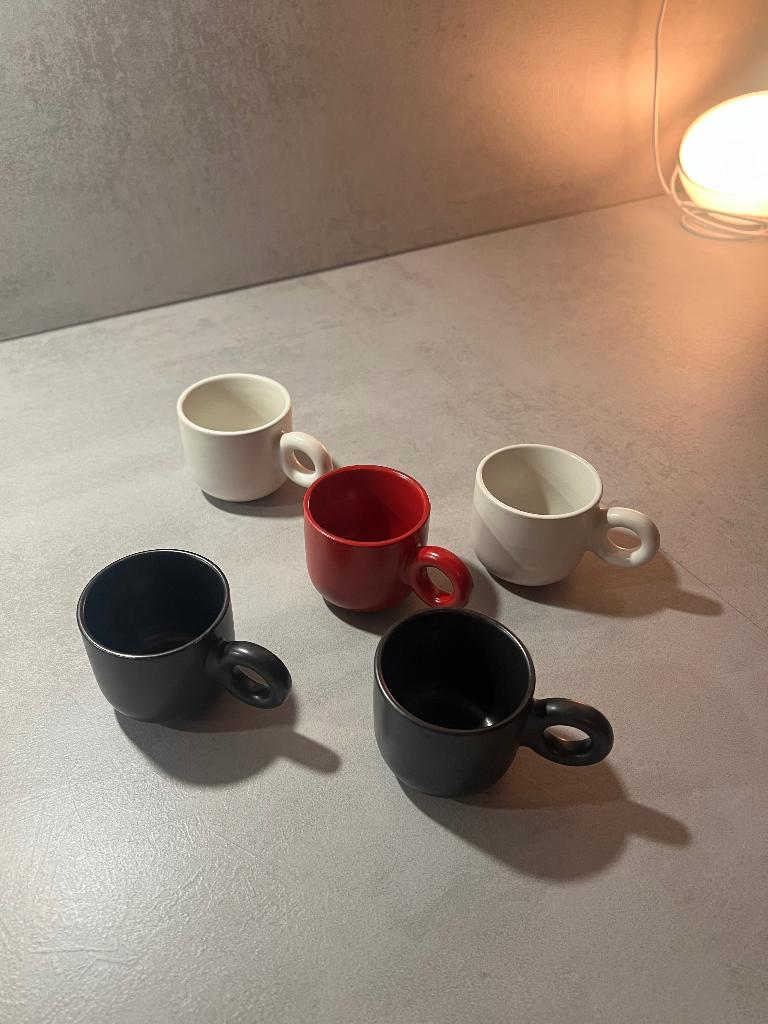 5x Espresso mokjes, Ophalen, Zo goed als nieuw, Effen, Kop(pen) en/of Schotel(s)
