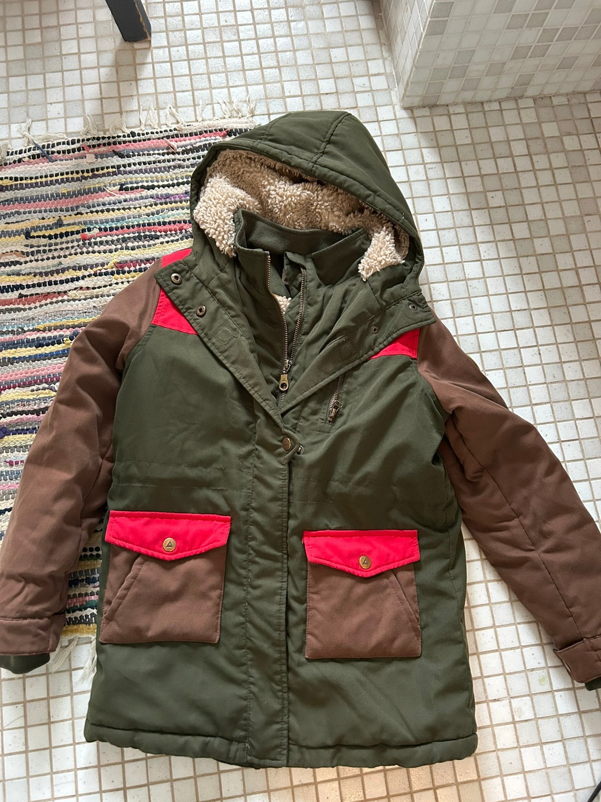 Ammehoela winterjas 8-10 jaar lang door te dragen, Kinderen en Baby's, Ophalen of Verzenden, Zo goed als nieuw, Jongen, Jas