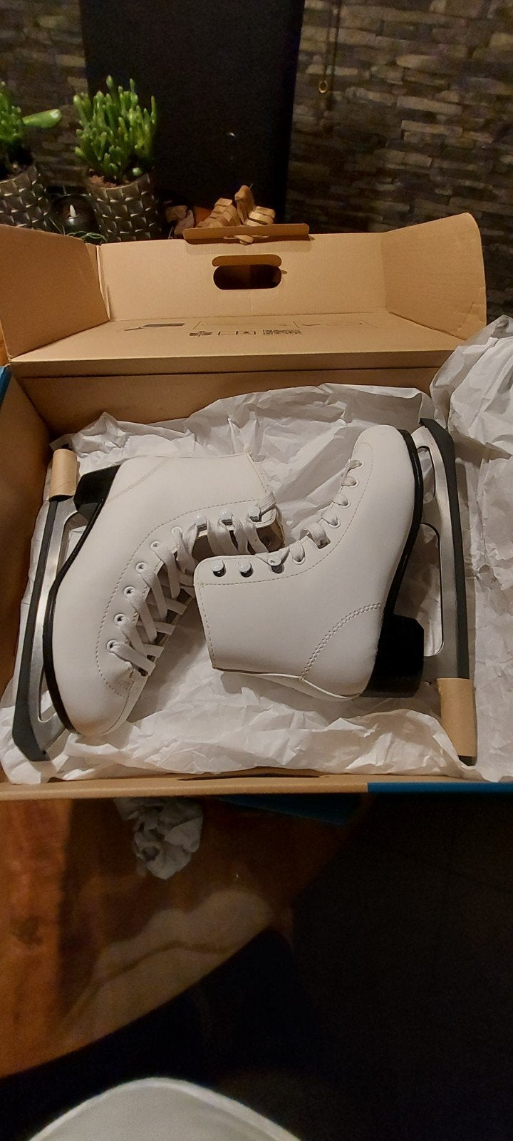 Damers schaatsen, Sport en Fitness, Schaatsen, Ophalen of Verzenden, Zo goed als nieuw, Kunstschaatsen, Overige merken