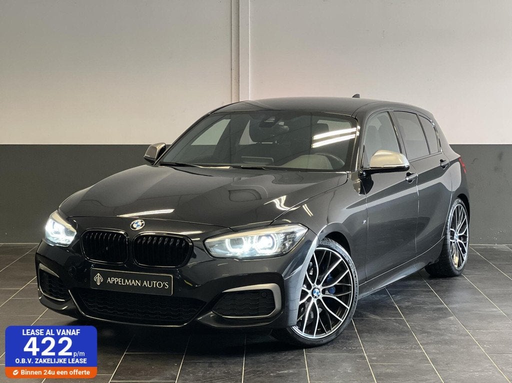 BMW 1-serie M140i High Executive |LCI 2|Limited Slip Diff|Ke, Achterwielaandrijving, Zwart, 14 km/l, Bedrijf