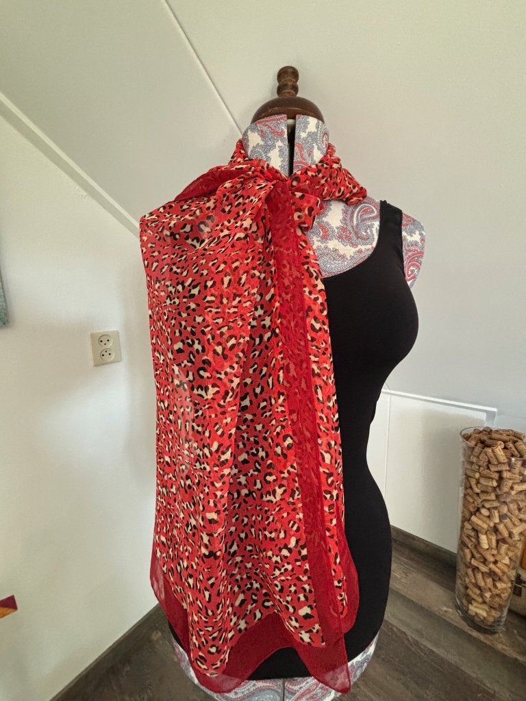 Grote Vintage Sjaal Shawl, Kleding | Dames, Ophalen of Verzenden, Gedragen, Maat 42/44 (L), Sjaal