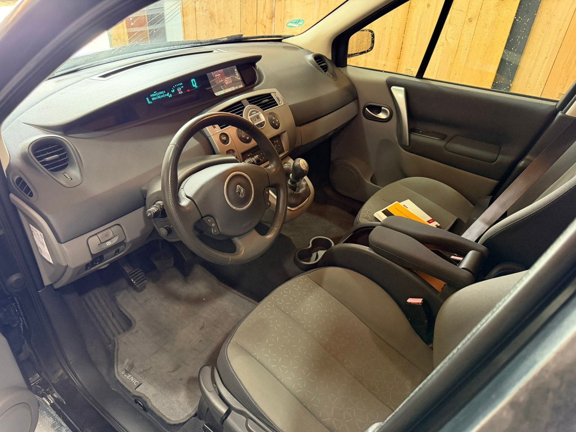 Renault Scénic 1.6-16V Business Line 2008 Pano 71.000 KM, Gebruikt, 1295 kg, 4 cilinders, Automatische klimaatregeling