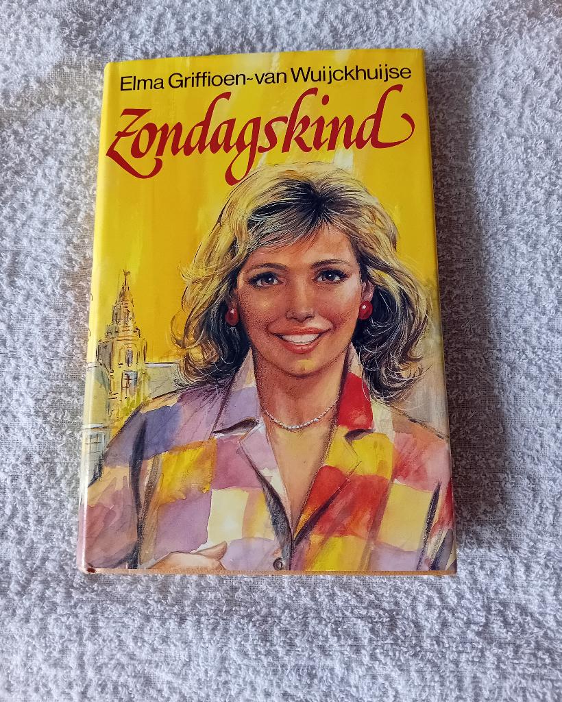 Zondagskind elma griffioen - van wuijckhuijse, Ophalen of Verzenden, Gelezen