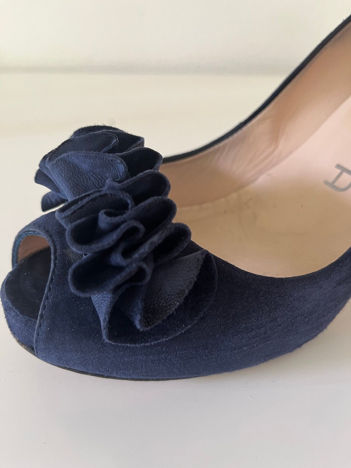 Donkerblauw suède - pump Maat 37, Ophalen of Verzenden, Gedragen, Blauw, Pumps