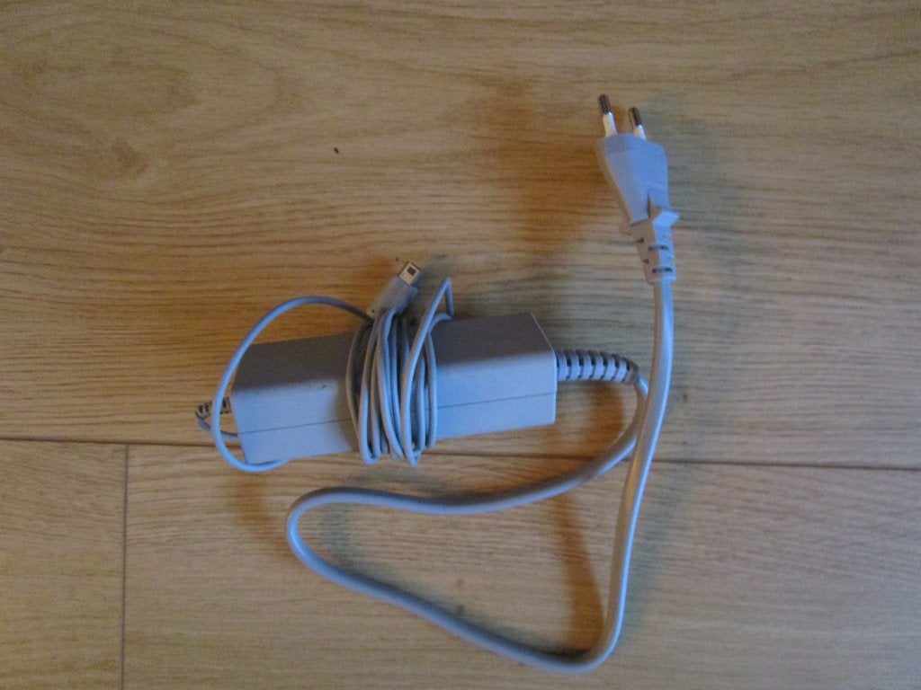 Wii U gamepad kabel, Spelcomputers en Games, Ophalen, Zo goed als nieuw, Zonder controller