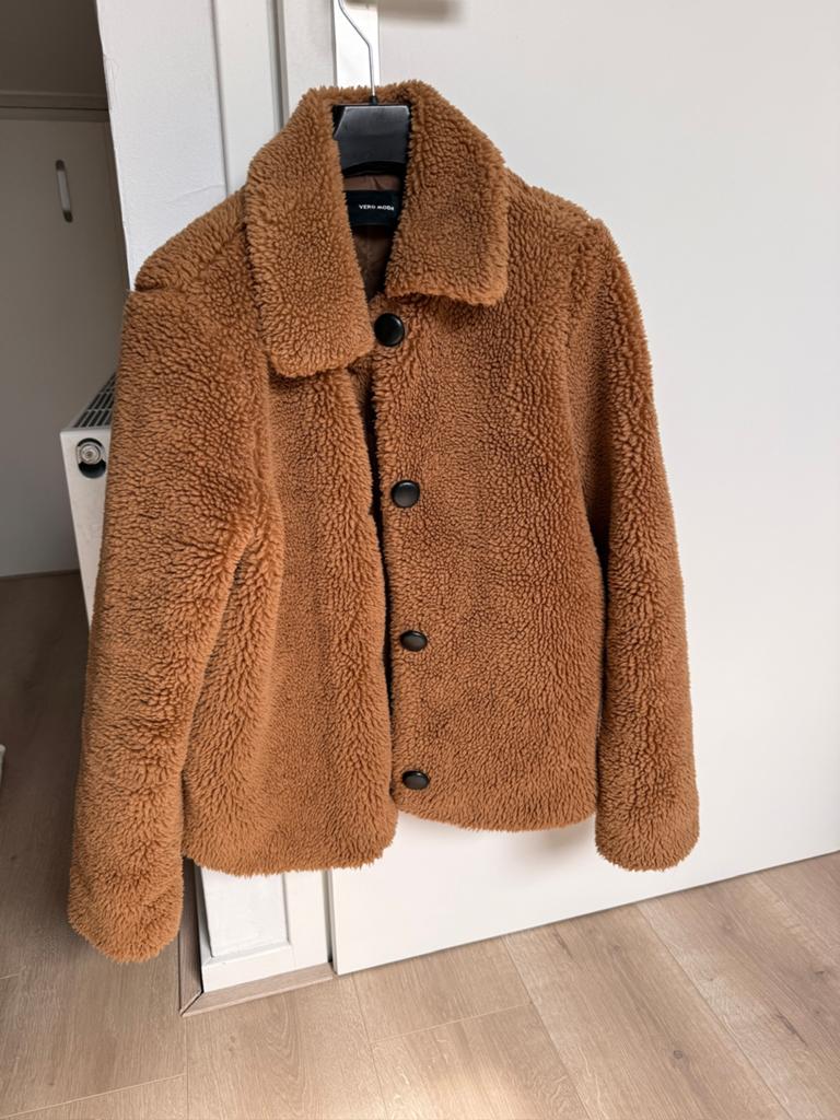 Vero Moda Teddy Jas – Camel | Maat M, Verzenden, Zo goed als nieuw, Maat 38/40 (M), Bruin