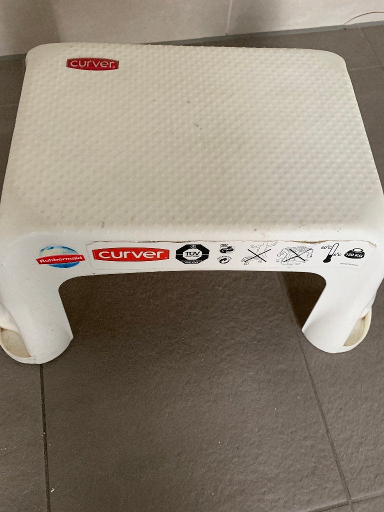 Te koop Curver opstap krukje, Ophalen, Gebruikt