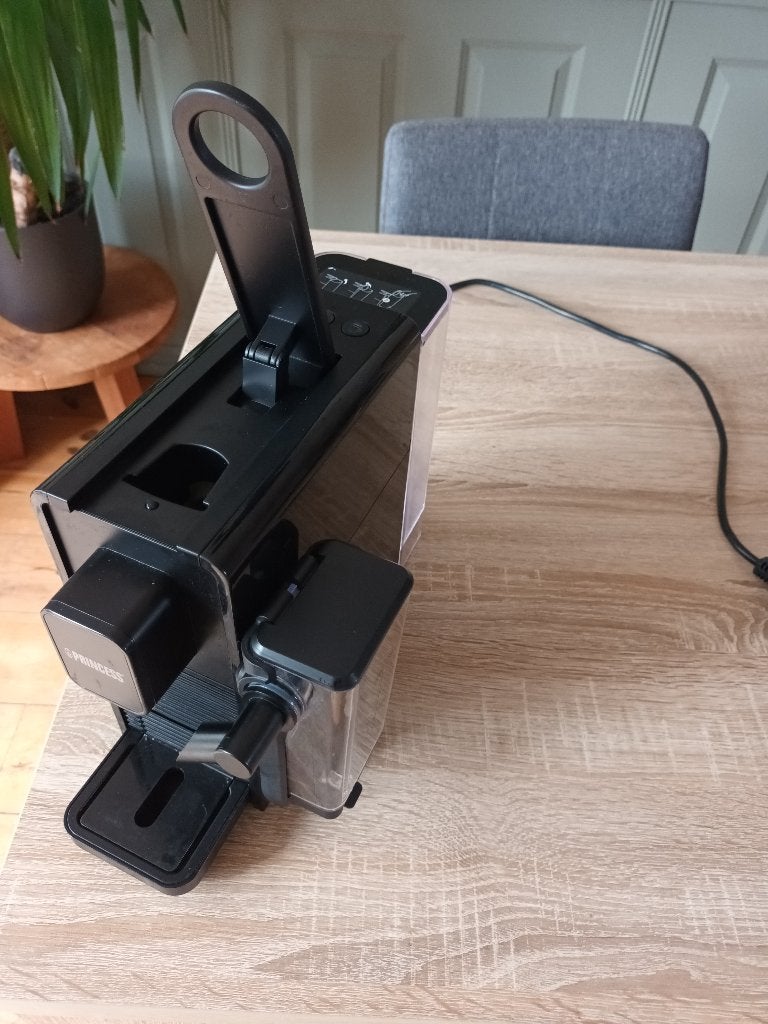 Nespresso koffie apparaat, Witgoed en Apparatuur, Ophalen, Koffiepads en cups, Espresso apparaat, Zo goed als nieuw