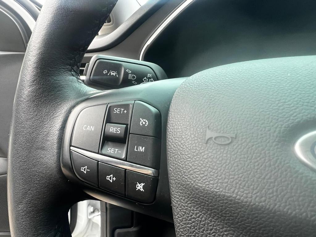 Ford Focus Wagon 1.5 EcoBoost Active | Cruise Control | Acht, Stof, Euro 6, Wit, 3 cilinders