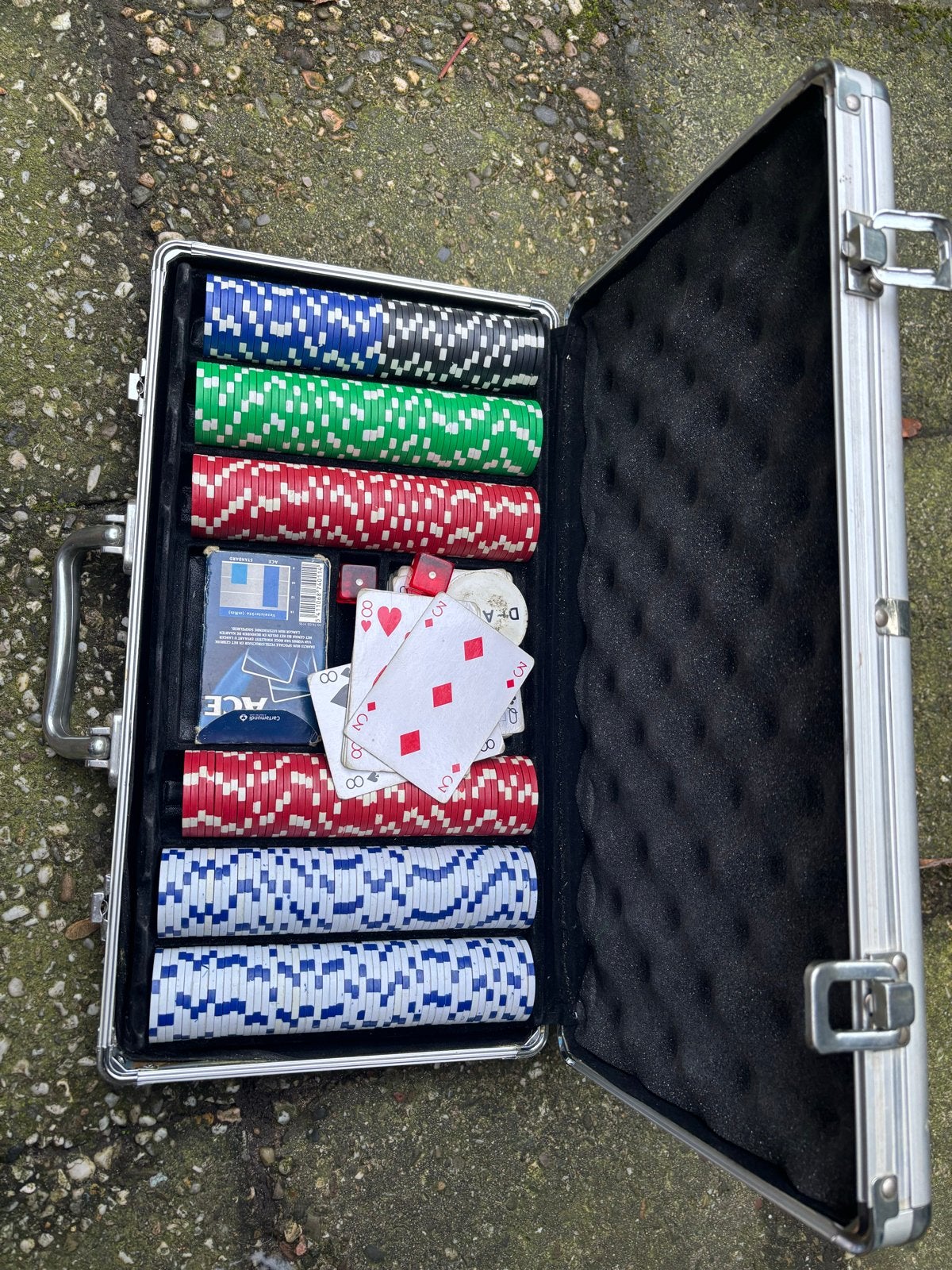 Pokerset in aluminium koffer, Drie of vier spelers, Ophalen, Gebruikt