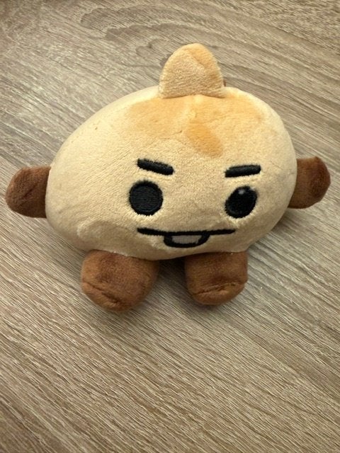 BTS BT21 Shooky plushy/keychain/bag charm fanmade, Ophalen of Verzenden, Nieuw, Pop, Beeldje of Miniatuur