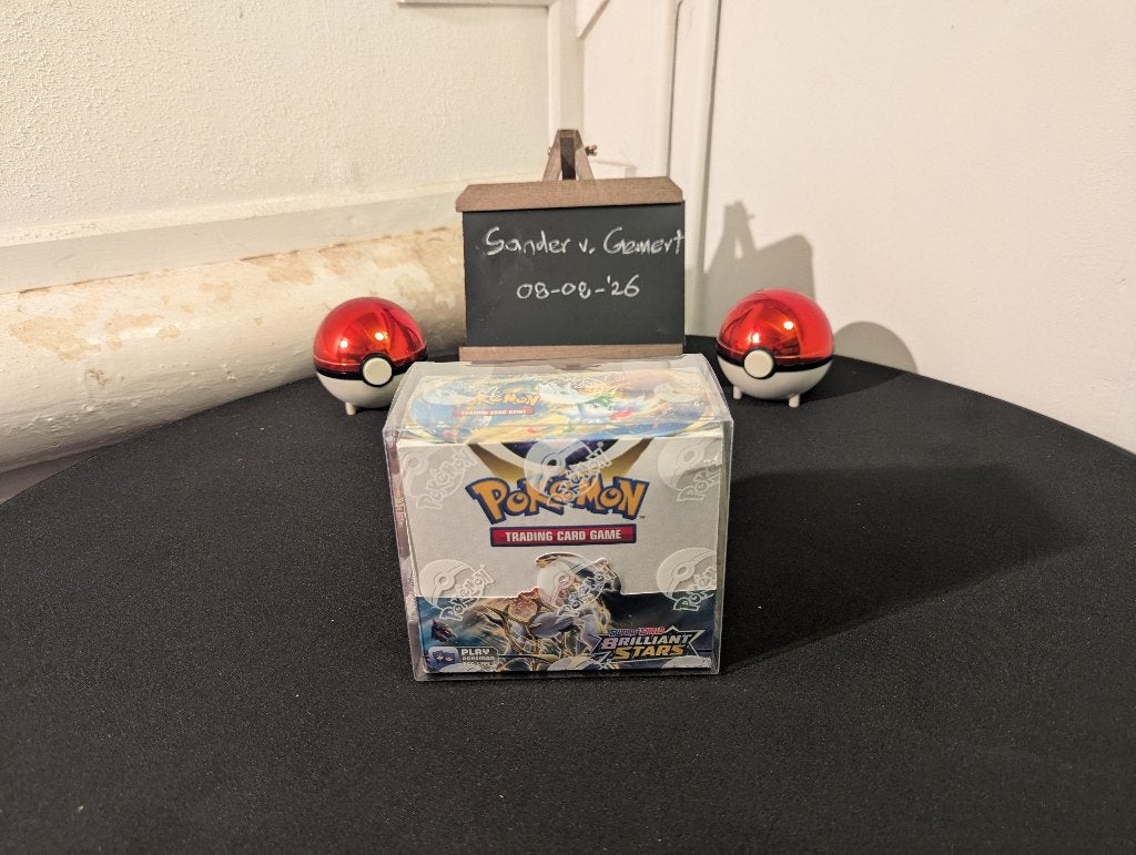 Pokémon | Brilliant Stars Booster Box + PET case, Hobby en Vrije tijd, Verzamelkaartspellen | Pokémon, Ophalen, Nieuw, Boosterbox
