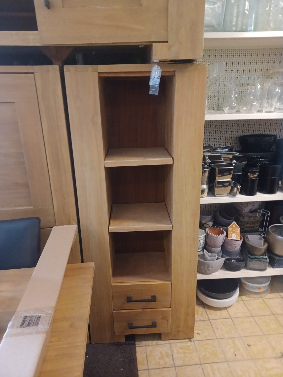 Leuke set tv kast boeken kast  eetkamer tafel   dressoir, Huis en Inrichting, Ophalen