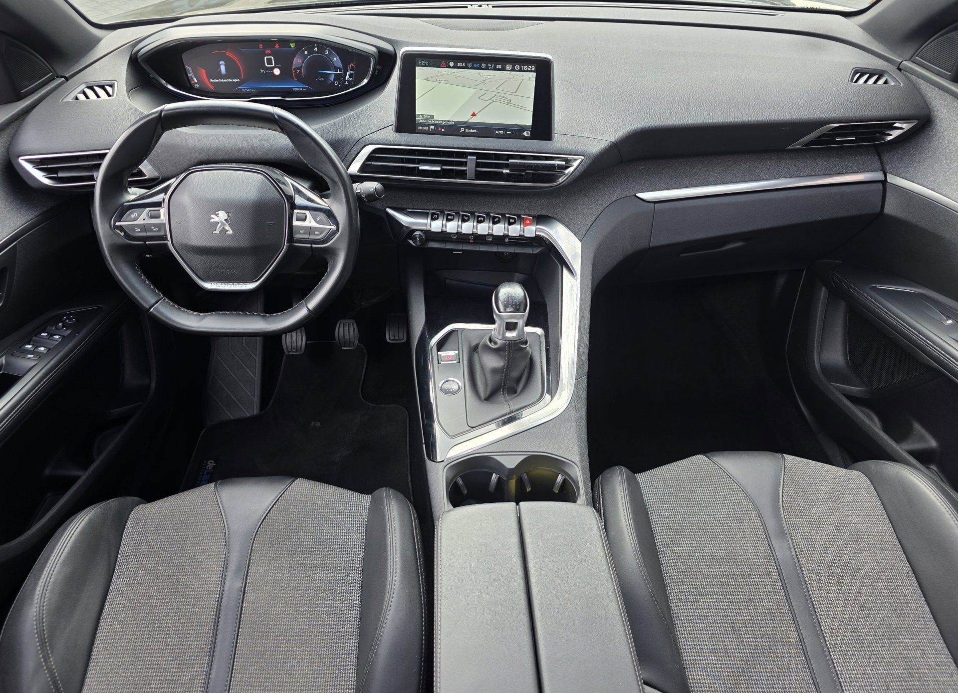 Peugeot 5008 1.2 PureTech GT-Line | PANO | CAMERA | 7 PERSOO, Dealer onderhouden, 1280 kg, Gebruikt, 1199 cc