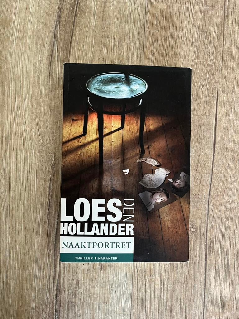 Naaktportret - Loes den Hollander, Ophalen of Verzenden, Zo goed als nieuw