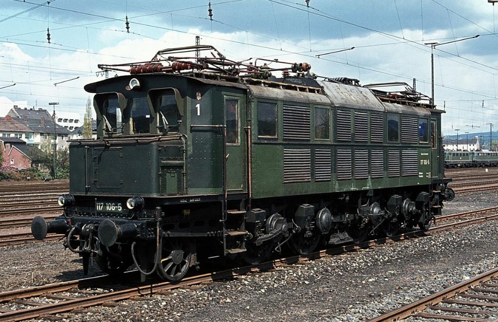 MARKLIN 37061 Duitse metalen oldtimer E 17 DB ovp,dig.MFX, Wisselstroom, Locomotief, Nieuw, Ophalen of Verzenden