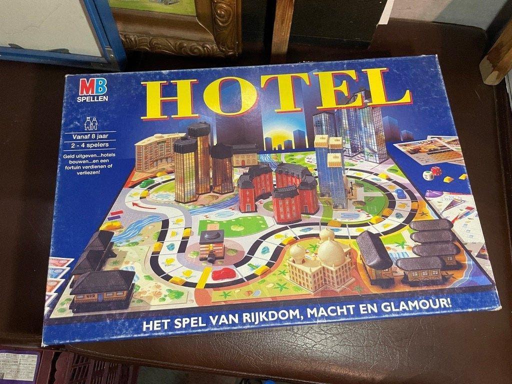Spel ‘Hotel’ MB spellen (alternatief voor Monopoly), Hobby en Vrije tijd, Gezelschapsspellen | Bordspellen, Ophalen of Verzenden